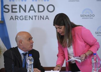 LLA no consigue firmas para el dictamen en el Senado y se podría postergar el Pacto de Mayo