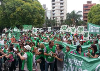ATE intimó a que en un plazo «razonable de dos días» el gobierno de marcha atrás con el descuento de días