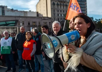 Carta al senado: Trabajadores de los medios públicos rechazaron las privatizaciones previstas en la Ley Bases