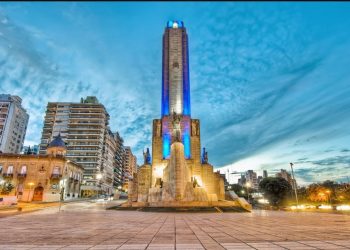 El gobierno analiza que el Pacto de Mayo se firme el 20 de junio en Rosario