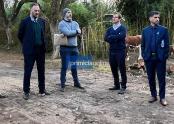 Oliveros: Continúa la pelea por calle Corrientes.
