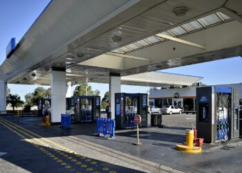 Desplome del Consumo de Combustibles en Argentina: Junio Marcó una Caída del 12,5%