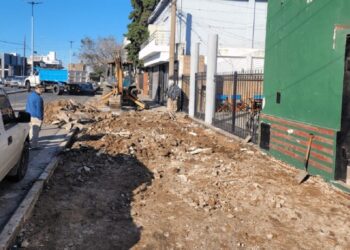 SAN LORENZO: El Centro Comercial a cielo abierto se expende por Av. San Martín hacia el sur de la ciudad.