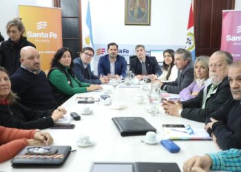 Provincia realizó una oferta salarial superadora para el sector docente.