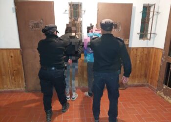 Robo en Barrancas: Secuestro de materiales y detención de una pareja
