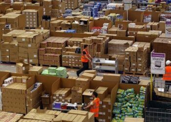 Mayoristas piden «medidas urgentes» y aseguran que «más del 40% de un producto son impuestos»