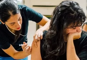 Santa Fe adquirirá vacunas contra el dengue para grupos de riesgo