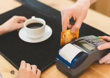 Pago de propinas electrónicas: La nueva regulación del Gobierno nacional