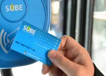 El Gobierno elimina la exclusividad de la tarjeta SUBE para el pago del transporte público