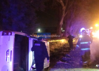 Cinematografica persecución policial comenzó el Gálvez y finalizó con una balacera y vuelco en Bella Italia.