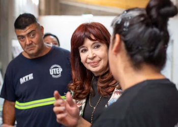 Cristina Kirchner y su estrategia de reconstrucción opositora: ¿Qué busca realmente en el conurbano?