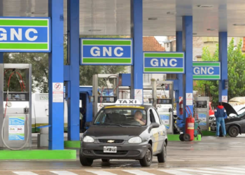 Aumentan la tarifa de gas para grandes usuarios y estaciones de GNC