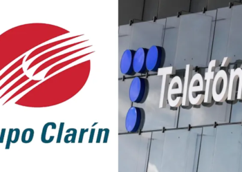 El Grupo Clarin compró TELEFONICA y denuncias posible monopolio