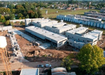 Gendarmería allana la cárcel de Las Flores y encuentra más droga y armas blancas