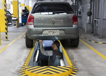 El Gobierno modifica la Revisión Técnica Obligatoria: ahora los autos 0 km la harán a los 5 años