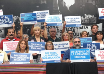 Docentes adhieren al paro de CTERA y las clases no comienzan el 24 de febrero
