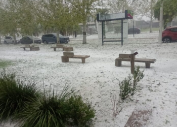 Fuerte temporal: Gran caída de granizo en el suroeste de Rosario