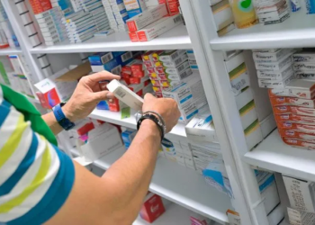 Gobierno de Santa Fe cubrirá medicamentos a jubilados cuando el gasto supere el 5 % de sus ingresos