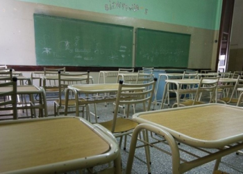 Provincia aún no definió si descontará el día a los docentes que adhieran al paro general