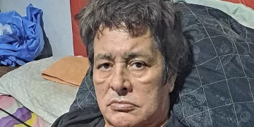 Carlitos Román, entre la enfermedad y el abandono: «Me robaron hasta la prótesis»