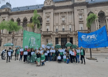 ATE reclamó al gobernador de Santa Fe mejores salarios para estatales