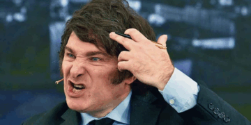 Milei sigue a los insultos por Ficha Limpia