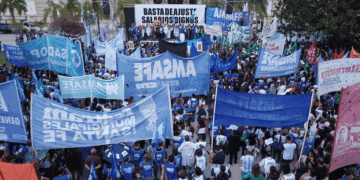 Amsafé pidió dar marcha atrás con la reforma previsional y exigió una nueva propuesta salarial