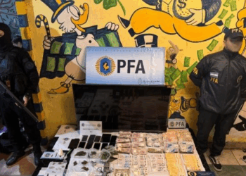 Cayó una familia que vendía droga en barrio Mitre de San Lorenzo tras un operativo federal