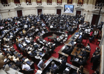 Diputados aprobó aumentos para jubilaciones y un bono más alto aunque el gobierno insiste con el veto
