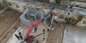 Cárcel de Coronda: Provincia comenzó a montar los nuevos pabellones de aislamiento