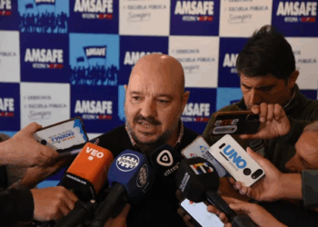 Amsafé rechazó de «manera unánime» la propuesta salarial del Gobierno y exige una nueva convocatoria paritaria