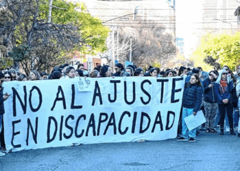 SECTORES DE DISCAPACIDAD HARÁN UNA VIGILIA FRENTE AL CONGRESO Y SE CONCENTRARAN EN PLAZAS: EN ROSARIO SERÁ EN PLAZA SAN MARTÍN