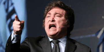 La provocación permanente: cómo Milei alimenta la escalada de insultos en redes en Argentina