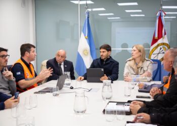 Pullaro encabeza la reunión del Comité Operativo Provincial tras las intensas lluvias