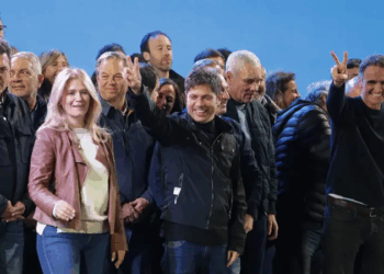 Kicillof celebró su triunfo con un mensaje a Milei: «Te dieron una orden, goberná para el pueblo»