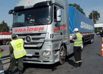 Detuvieron a 23 gendarmes por cobrar coimas a camioneros: pedían entre $50.000 y $600.000 para que puedan circular