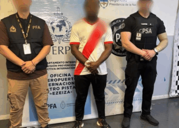 OPERATIVO “DESTINO FINAL”: LA POLICÍA FEDERAL ARGENTINA DETUVO A UN NIGERIANO PRÓFUGO POR ESTAFAS Y ASOCIACIÓN ILÍCITA