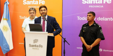 Pullaro desactivó la protesta tras el anunció un piso salarial de $1.350.000 para la Policía y el Servicio Penitenciario