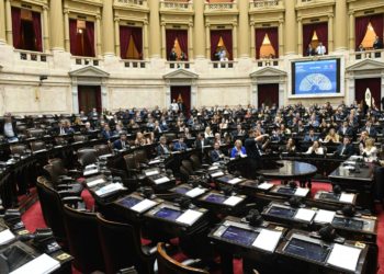 DIPUTADOS APROBO LA REFORMA LABORAL