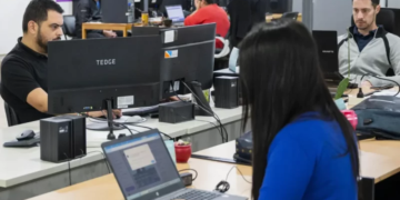 El gobierno lanzó un nuevo plan de retiro voluntario destinado a los empleados de ANSES