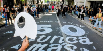 A 50 años del golpe, miles de rosarinos se movilizan por Memoria, Verdad y Justicia