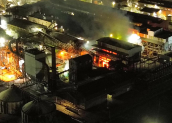 Se incendió la planta de Vicentin en Ricardone y los bomberos controlaron el fuego