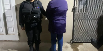 Dio positivo en el test de alcoholemia y terminó detenido tras un escándalo en Pueblo Esther