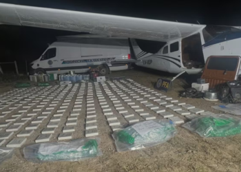 Con información de la DEA: interceptaron un avión con 442 kilos de cocaína en el norte de Santa Fe