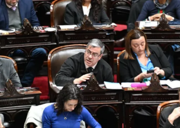Diputados puso fecha para interpelar a Adorni: ¿qué santafesinos estarán y cuáles no?