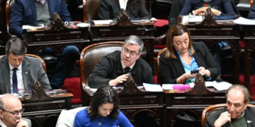 Diputados puso fecha para interpelar a Adorni: ¿qué santafesinos estarán y cuáles no?