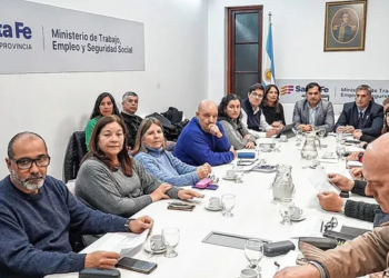 Amsafé y Sadop consideraron insuficiente la oferta salarial del Gobierno y el viernes decidirán si la aceptan o la rechazan
