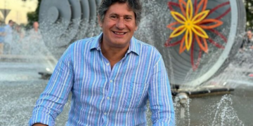 Roly Santacroce: una carrera política marcada por el poder territorial, las alianzas y los interrogantes sobre su futuro en Santa Fe